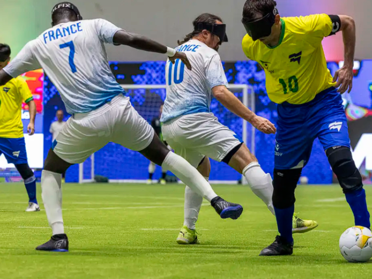 Brasil conhece adversários do torneio paralímpico de futebol de cegos