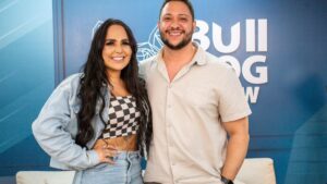 Cantora Perlla anuncia nova parceria com Belo