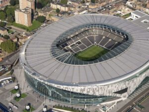 City enfrenta o Tottenham em busca da liderança da Premier League; saiba onde assistir