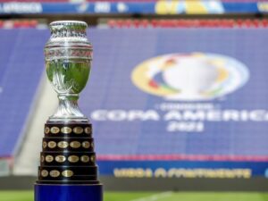 Conmebol anuncia cartão rosa para Copa América 2024; entenda