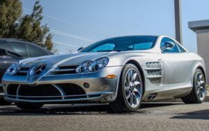 Consertar freio de Mercedes 2005 pode custar uma baita fortuna