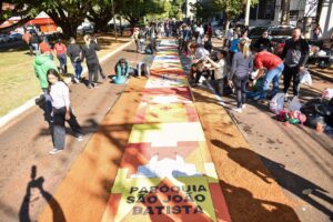 Corpus Christ é celebrado com expressão de fé, fortalecimento de laços comunitários e preservação cultural