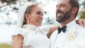 Jennifer Lopez e Ben Affleck enfrentam crise em casamento, diz site
