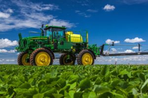 John Deere tem 3 unidades afetadas por enchentes no RS