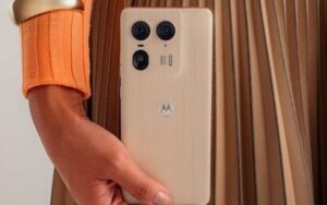 Motorola Edge 50 Ultra passa pela Anatel e já pode estrear no Brasil