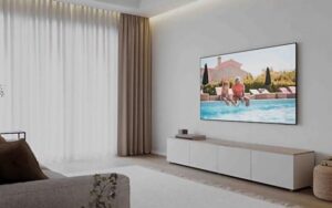 Qual é a melhor TV até R$ 2.000 para comprar em 2024?