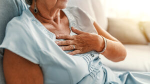 Quatro sinais que podem indicar ataque cardíaco dias antes de acontecer