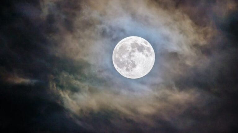 Grande paralisação lunar