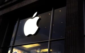 Apple vai oferecer curso de IA para estudantes no Brasil