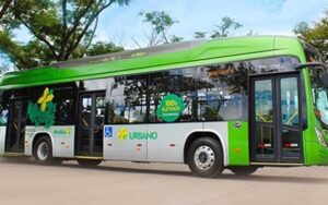BYD entrega 6 ônibus elétricos à Prefeitura de Curitiba