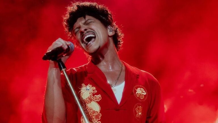 Bruno Mars anuncia que fará show beneficente ao Rio Grande do Sul