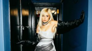 Camila Cabello divulga tracklist do álbum ‘C, XOXO’