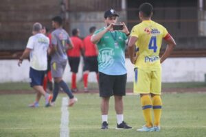 Com dois times ainda invictos, primeiro turno fecha final de semana