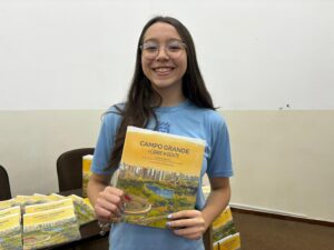 Com produção de alunos de cinco escolas da Reme, livro sobre Campo Grande é lançado