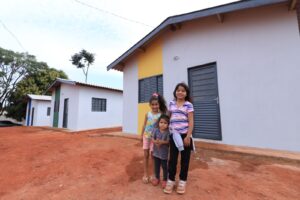 Entrega de casas no José Tavares e Talismã marca recomeço na vida de famílias