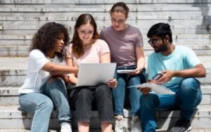 Evento online e gratuito orienta quem busca carreira em tecnologia