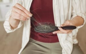 Exame toxicológico | O que a análise do fio de cabelo pode revelar?