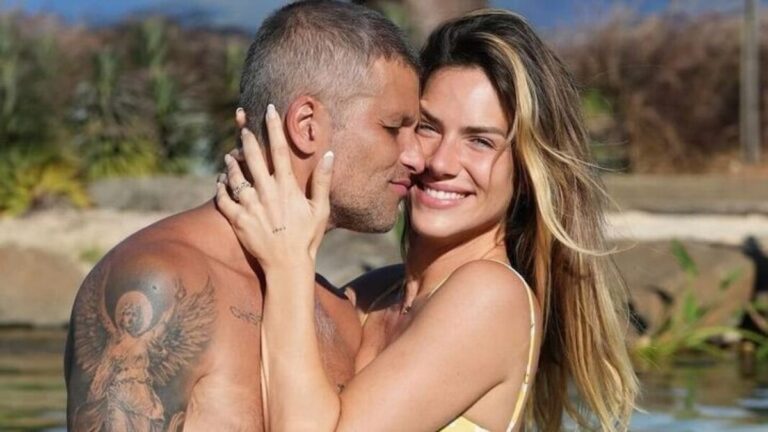 Giovanna Ewbank e Bruno Gagliasso expõem momento cômico em cerimônia