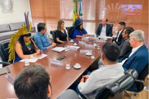 Governo do Estado e MPI assinam termo para garantia da cidadania dos povos indígenas