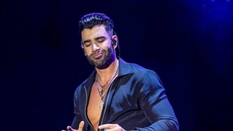 Gusttavo Lima é pedido em casamento por fã e reação surpreende; veja