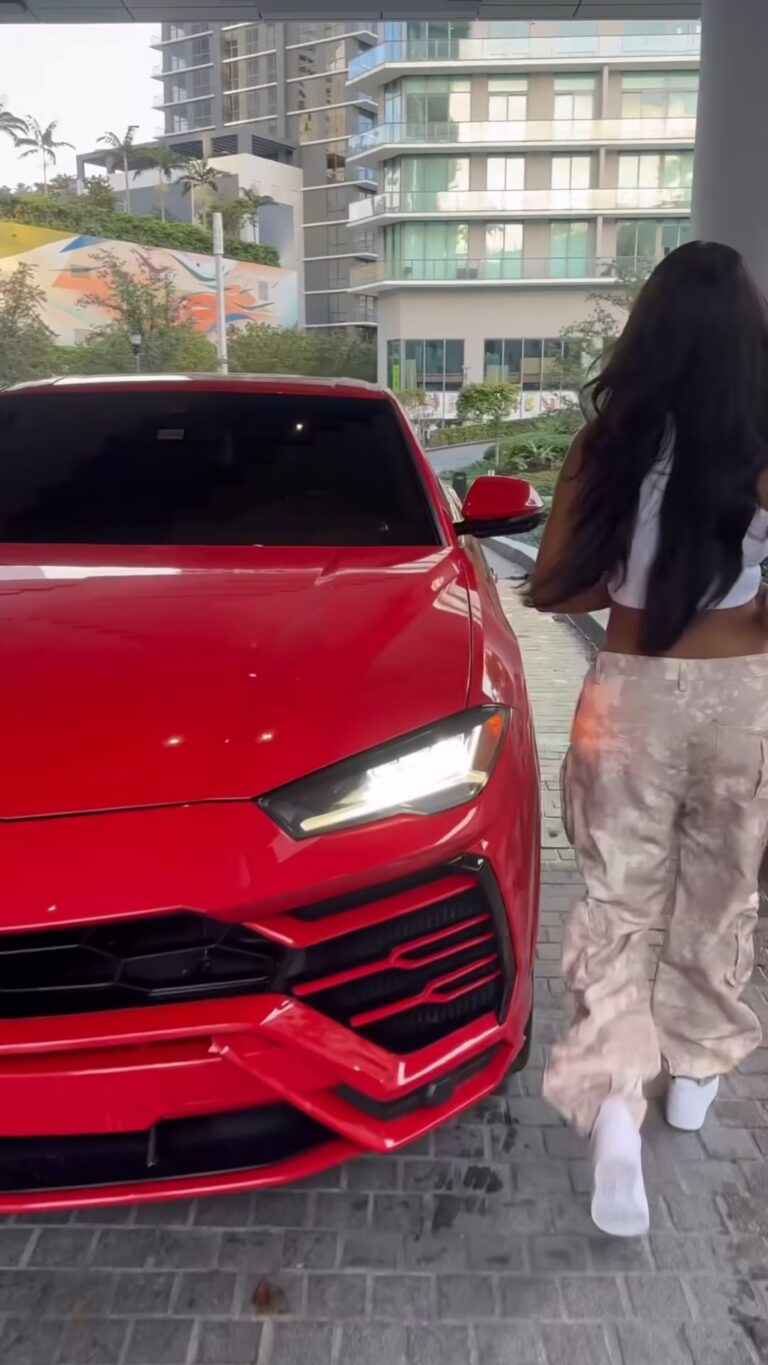 Ludmilla comprou um apartamento e quatro quartos na região de EdgeWater, na Flórida, avaliado em R$ 13,5 milhões Reprodução/Instagram