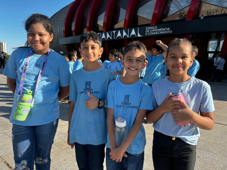 Para conhecer a cultura de MS, alunos de escola no Noroeste visitam Bioparque Pantanal