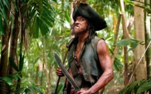 Piratas do Caribe | Tamayo Perry, ator e surfista, morre no Havaí