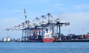 Porto de Santos bate novos recordes na movimentação de cargas