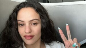 Rosalía afirma que está trabalhando em álbum inédito