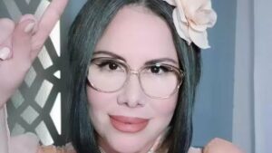 Sarah Sheeva é criticada após fala machista sobre útero