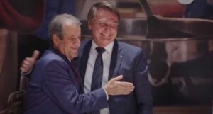 Valdemar diz que está com "saudades" de conversar com Bolsonaro