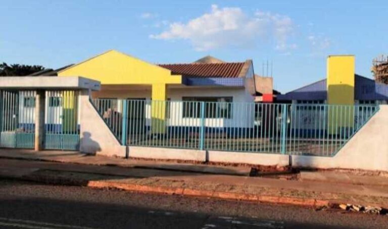 Vereadores devem votar propostas para trocar nome de rua e de escola na Capital