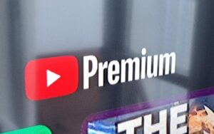 YouTube Premium ganha IA para avançar vídeo e modo miniatura nos Shorts