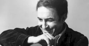 5 anos sem João Gilberto. Conheça as 10 músicas mais ouvidas do cantor