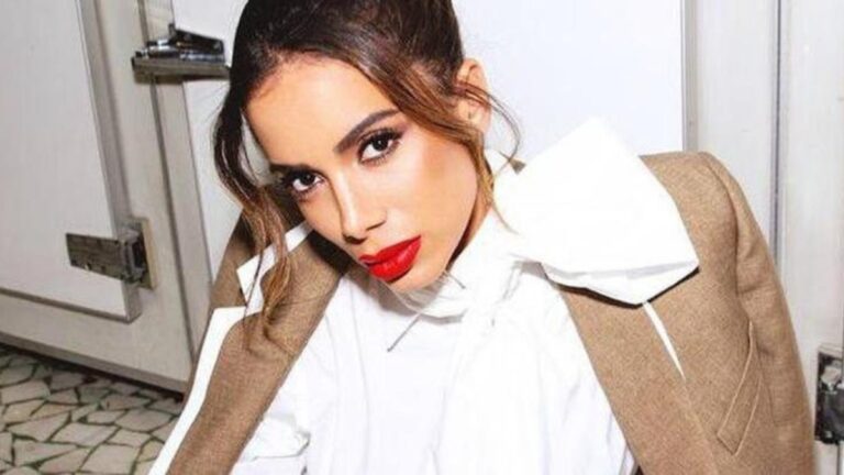 Anitta explica tatuagem com o nome ‘Daniel’ que tem no braço