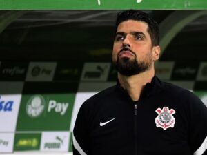 Após mais uma derrota, Corinthians demite António Oliveira