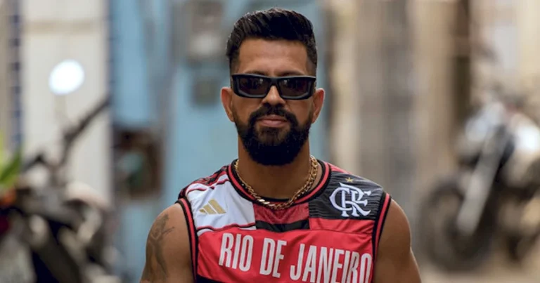 Dennis anuncia 'Baile do Dennis' em São Paulo