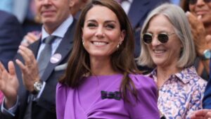 Especialista revela reação de Kate Middleton ao ser aplaudida na final de Wimbledon