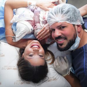 Biah Rodrigues deu à luz Angelina e Zion, frutos do casamento com o cantor Sorocaba Reprodução/Thalita Castanha