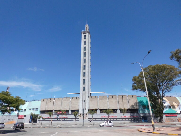 torre-de-los-homenajes-centenario