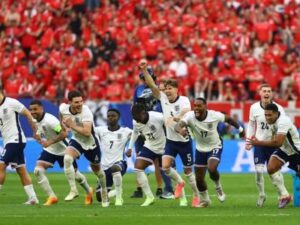 Holanda e Inglaterra disputam a última vaga para final da Euro; veja onde assistir