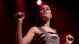 Jessie J revela diagnósticos de TOC e TDAH