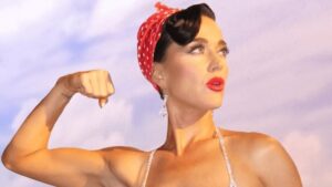 Katy Perry responde às críticas sobre clipe ‘Woman’s World’