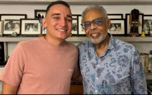 O encontro de João Gomes e Gilberto Gil