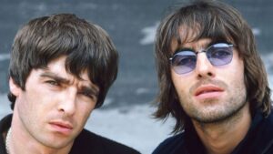 Oasis lança nova versão da clássica música ‘Up In The Sky’