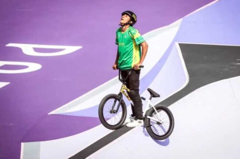 Olimpíadas: Gustavo Bala Loka fica fora do pódio no ciclismo BMX; ouro vai para a Argentina