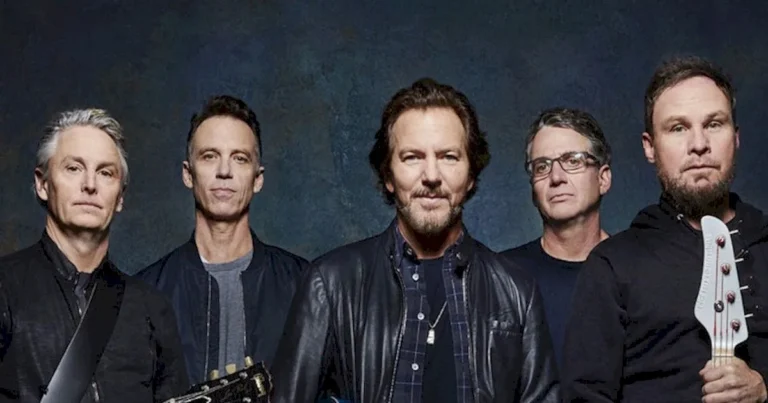 Pearl Jam cancela mais dois shows por problemas de saúde