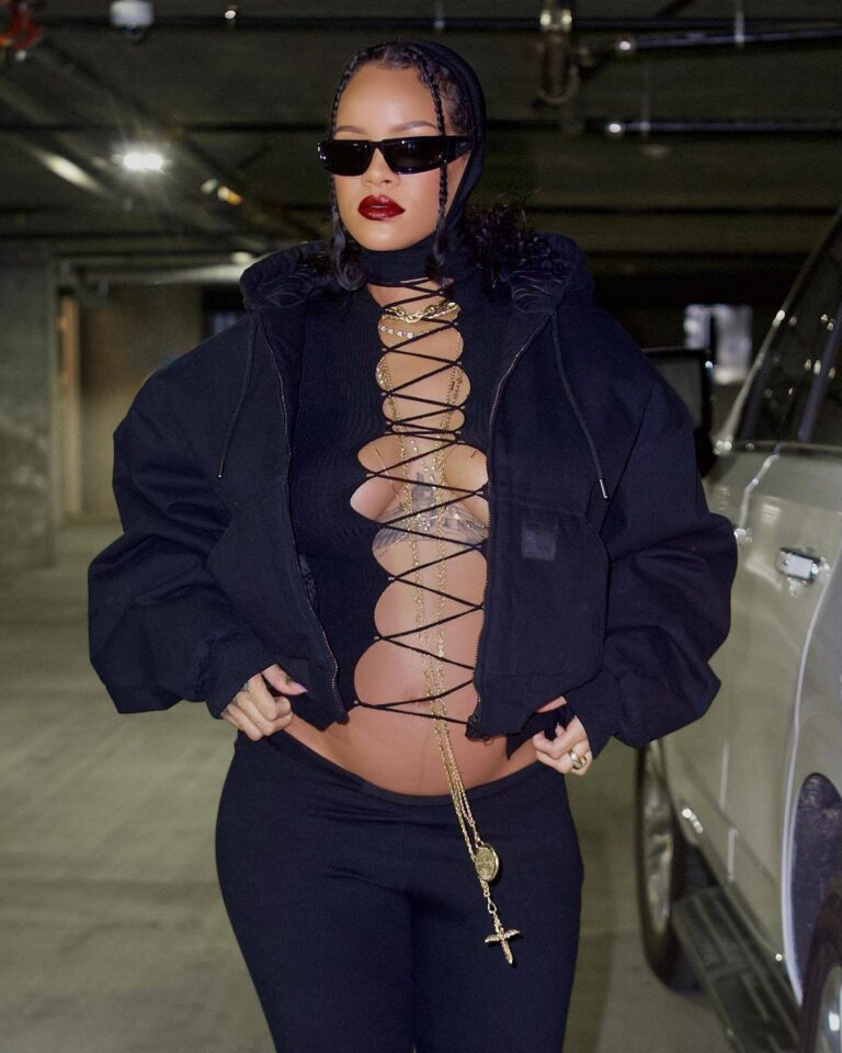 Rihanna Reprodução/Instagram