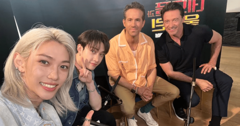 Ryan Reynolds e Hugh Jackman encontram membros do Stray Kids