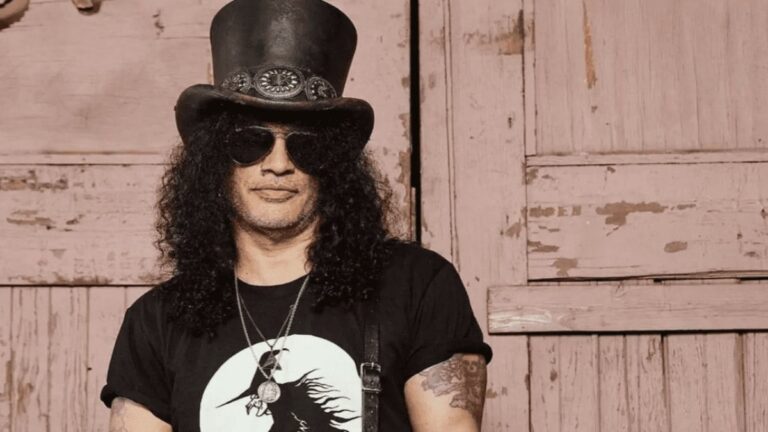 Slash compartilha homenagem comovente à enteada Lucy-Bleu
